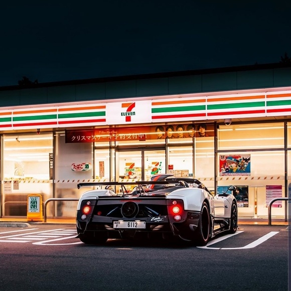 Meet your Posher, Jonathan - Picture 1 of 1